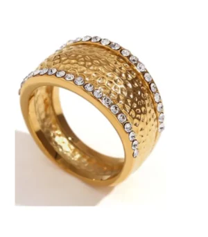 Ella Signet Ring